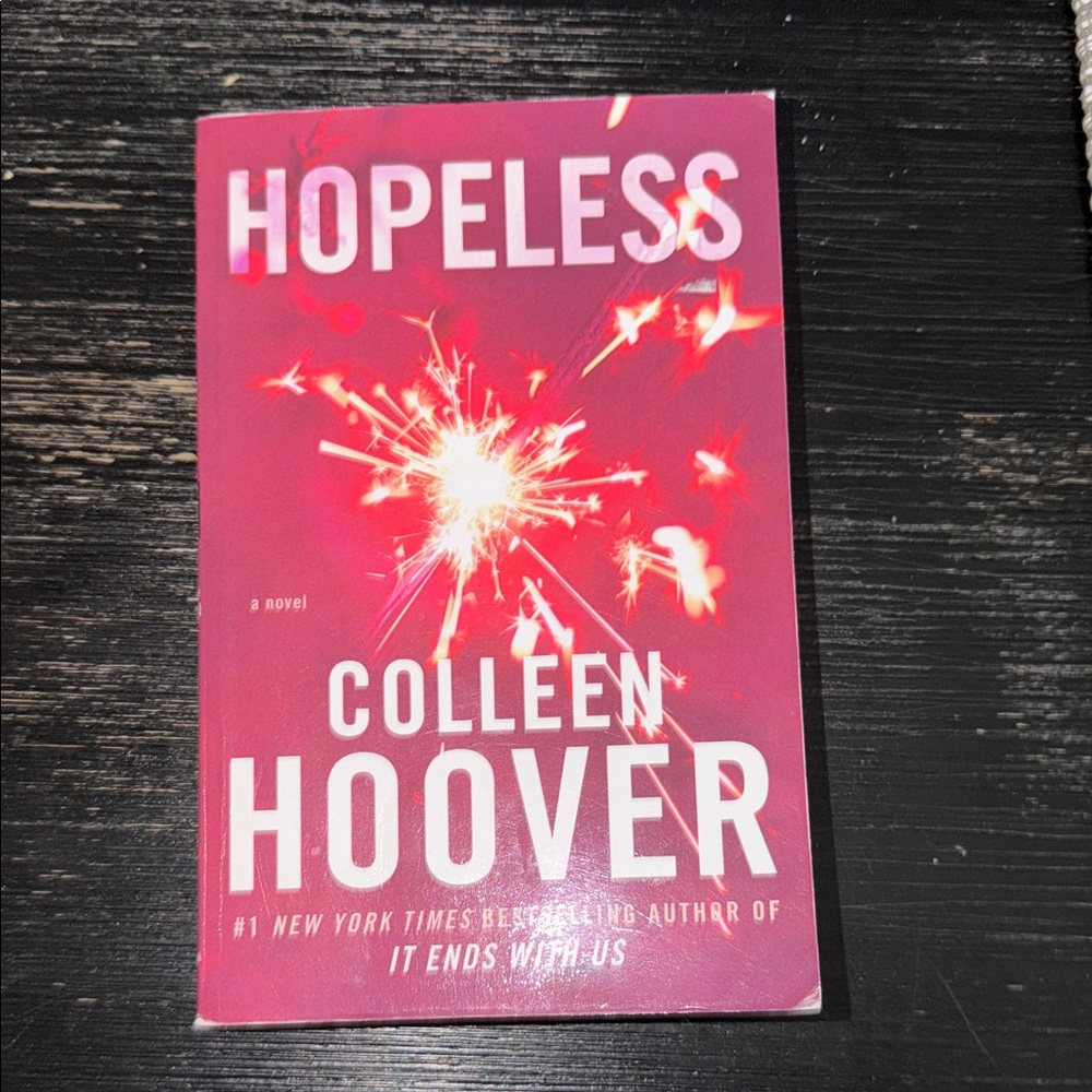 Hopeless by Colleen Hoover - Pink Paperback Novel
